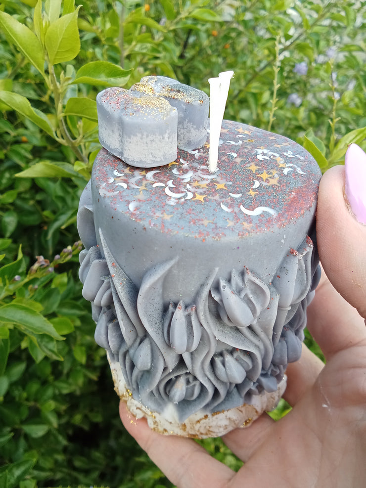 Large Tulip candle