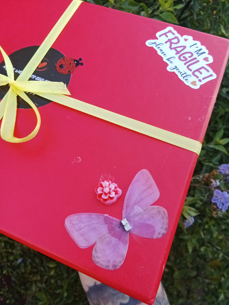 GIFT BOXES CUSTOM MADE