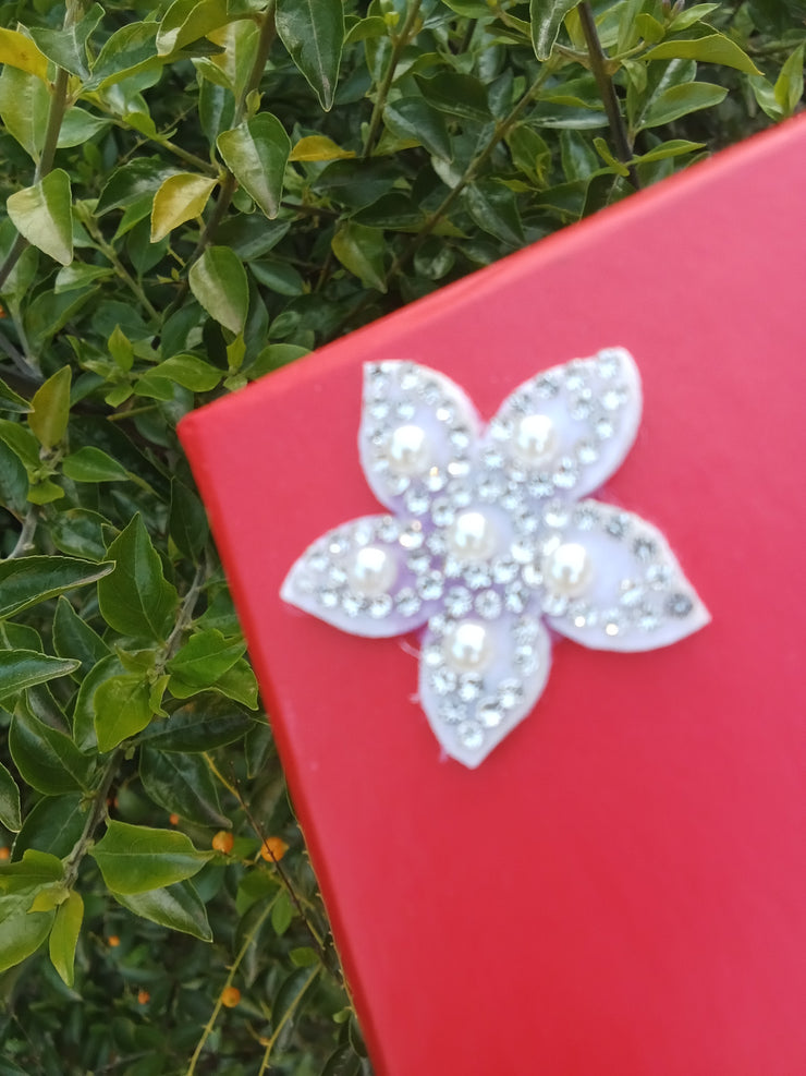 GIFT BOXES CUSTOM MADE