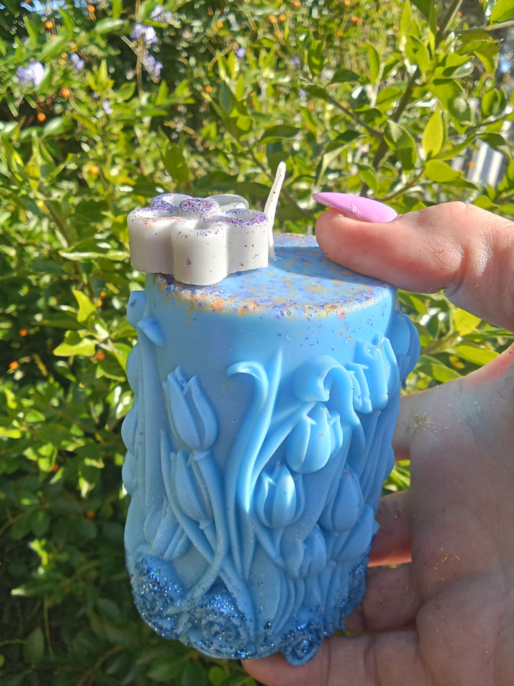 Large Tulip candle