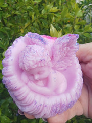 Cute Cherub angel on roses 🌹
