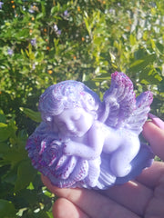 Cute Cherub angel on roses 🌹